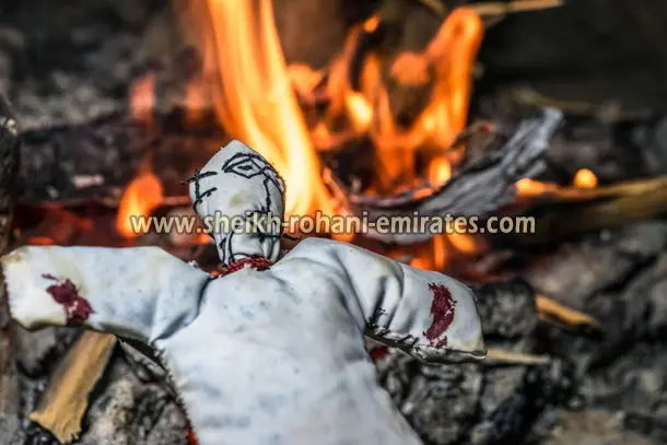 صورة تحتوي على نار و مجسم دمية افضل الشيوخ الروحانيين
