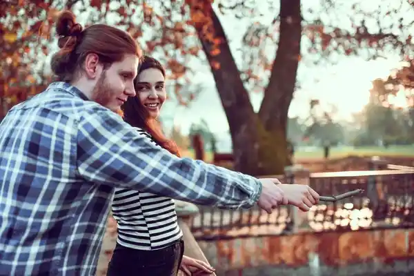 صورة تحتوي على حبيبين
سحر المحبة بالاسم